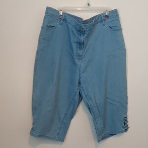 Blair Blue Lightweight Denim Capris Relaxed Fit